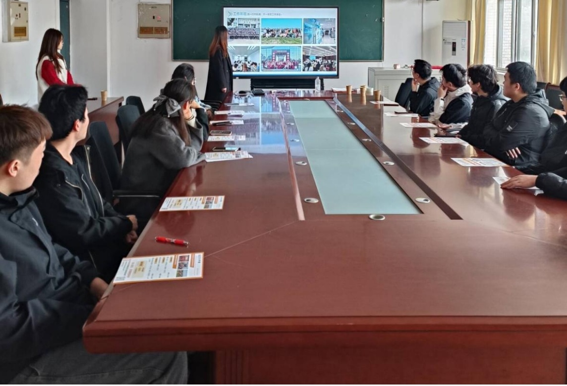 153708d27cd44388a20185949c09fa45.jpg 153708d27cd44388a20185949c09fa45.jpg